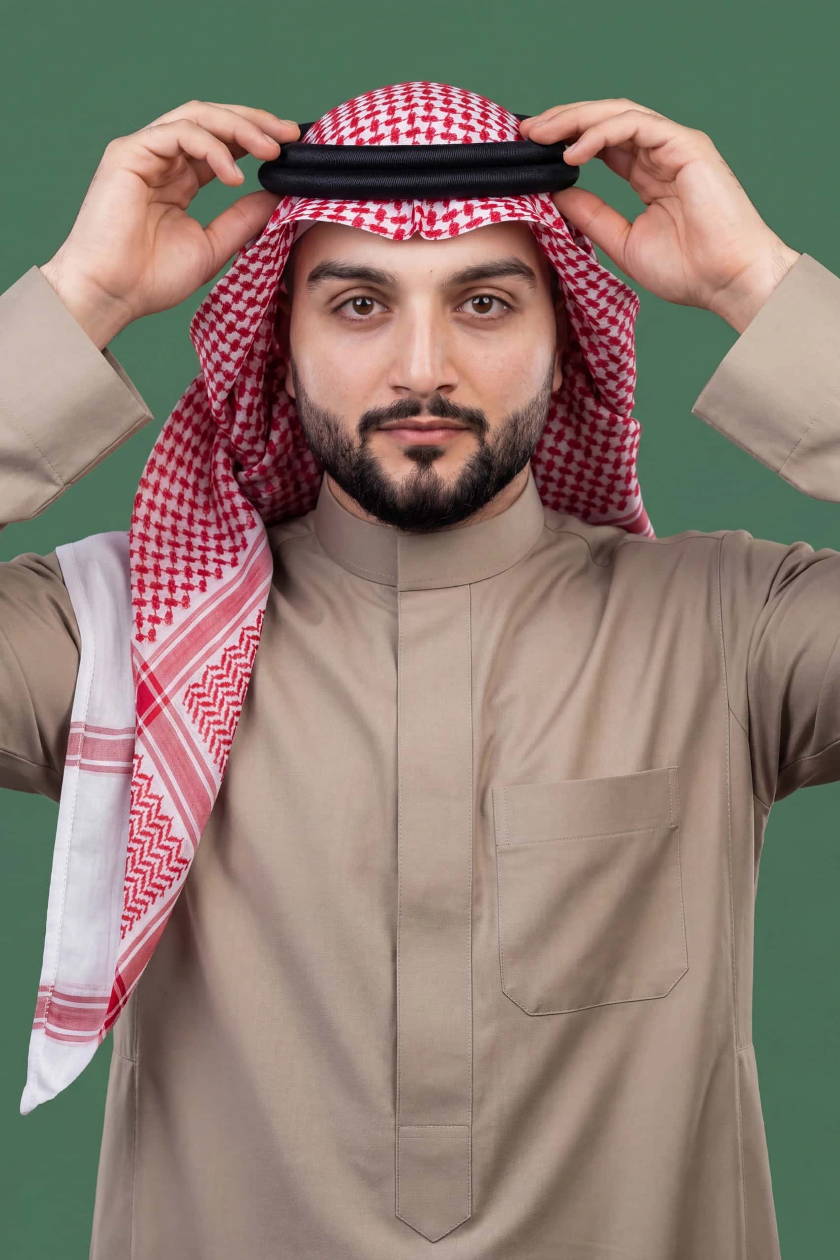 Khaki Beige Saudi Thobe 2