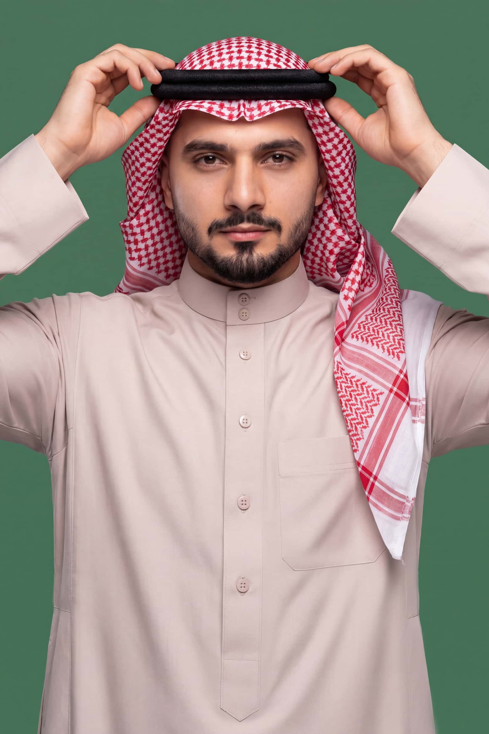 Pale pink Saudi Thobe 2