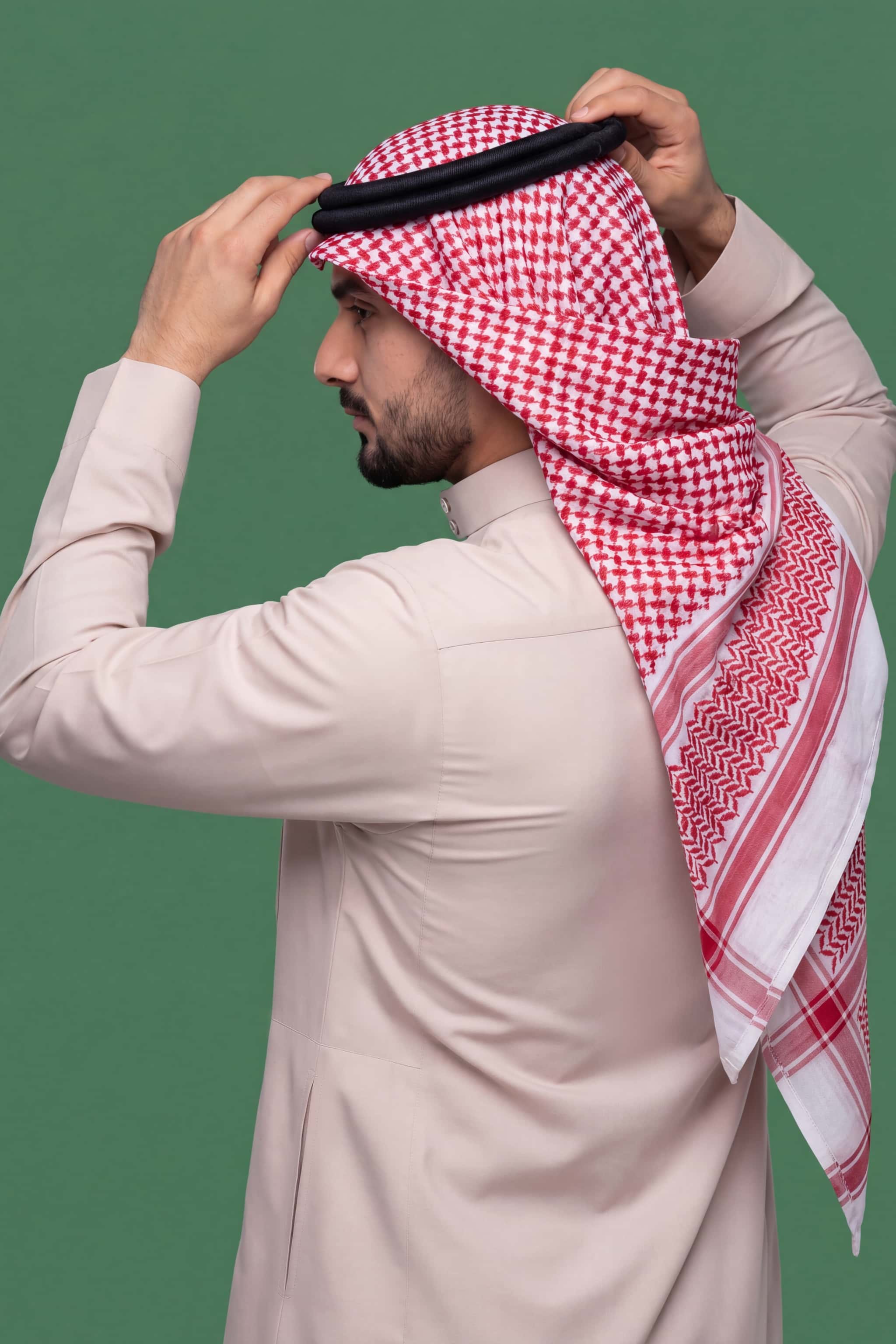 Pale pink Saudi Thobe 9