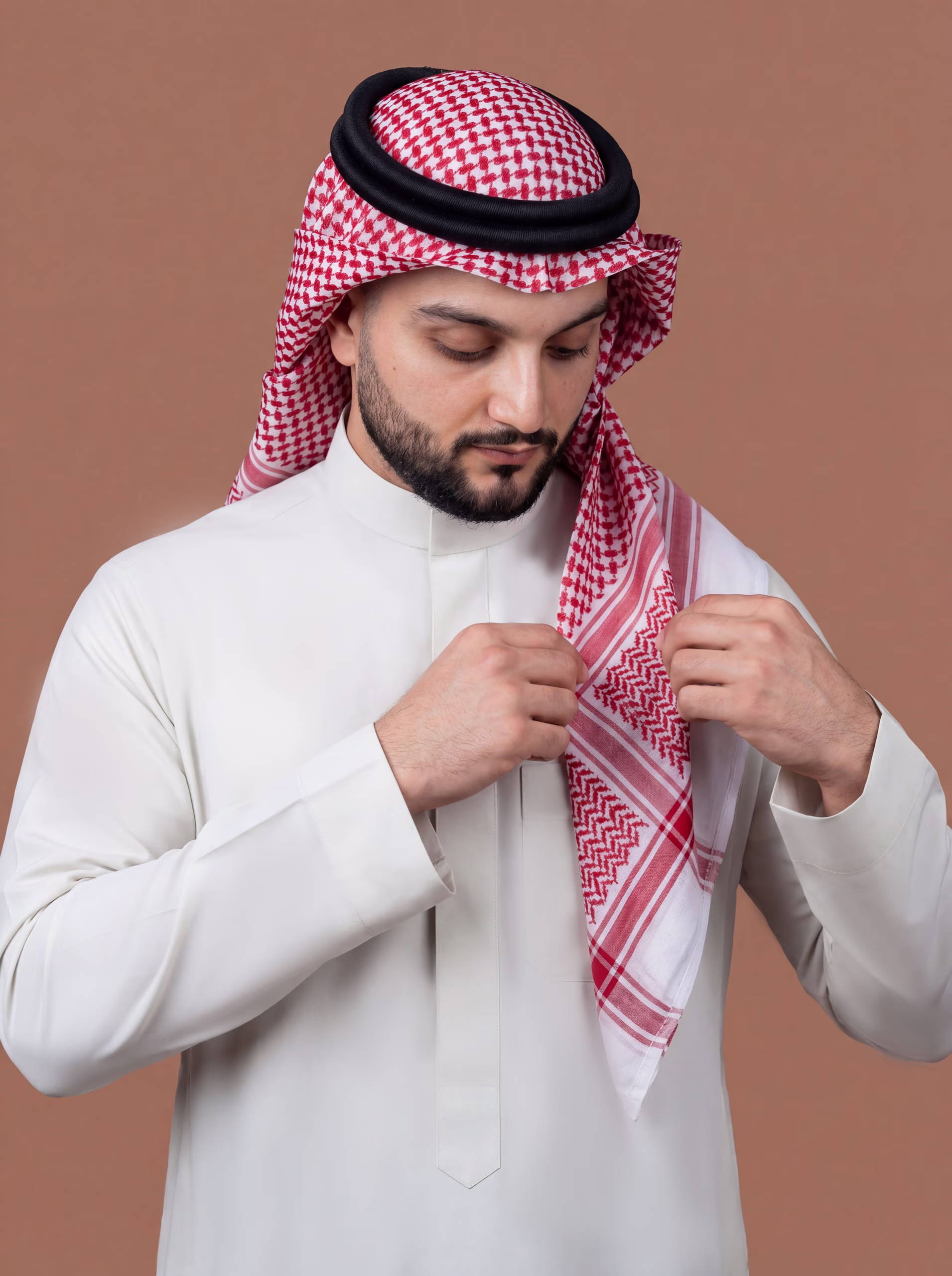 Soft White Saudi Thobe 6