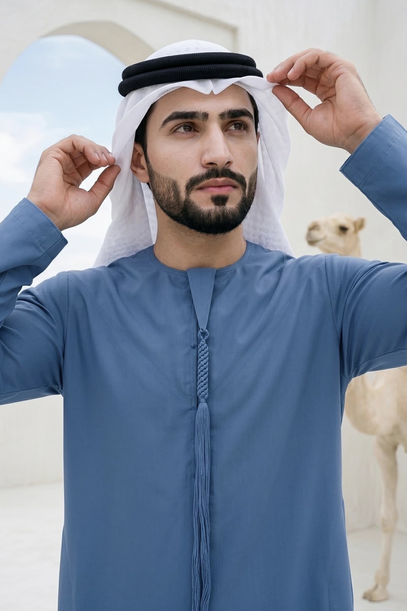 كندورة الإماراتية باللون الكوبالت - 2