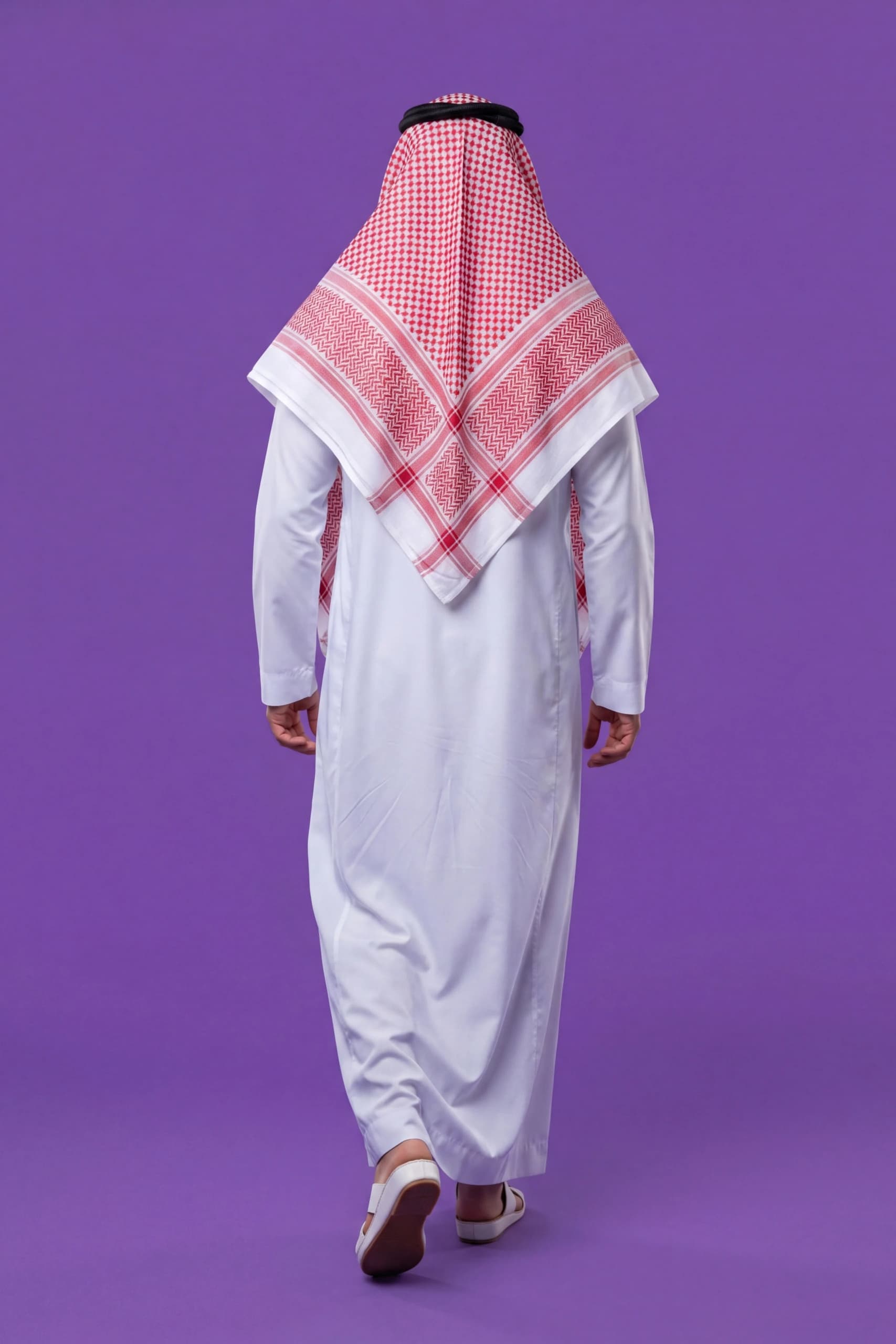Glacier White Saudi Thobe 9