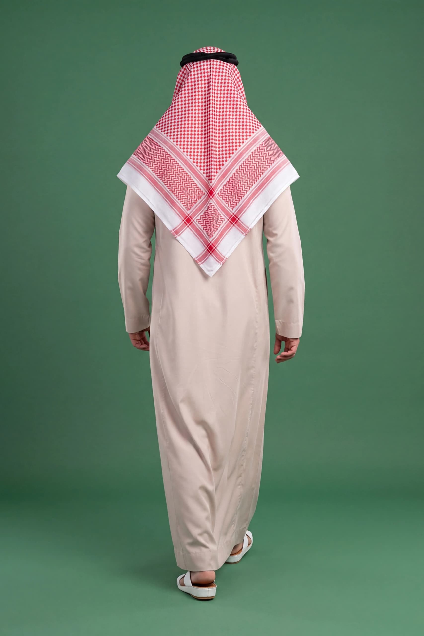 Pale pink Saudi Thobe 10