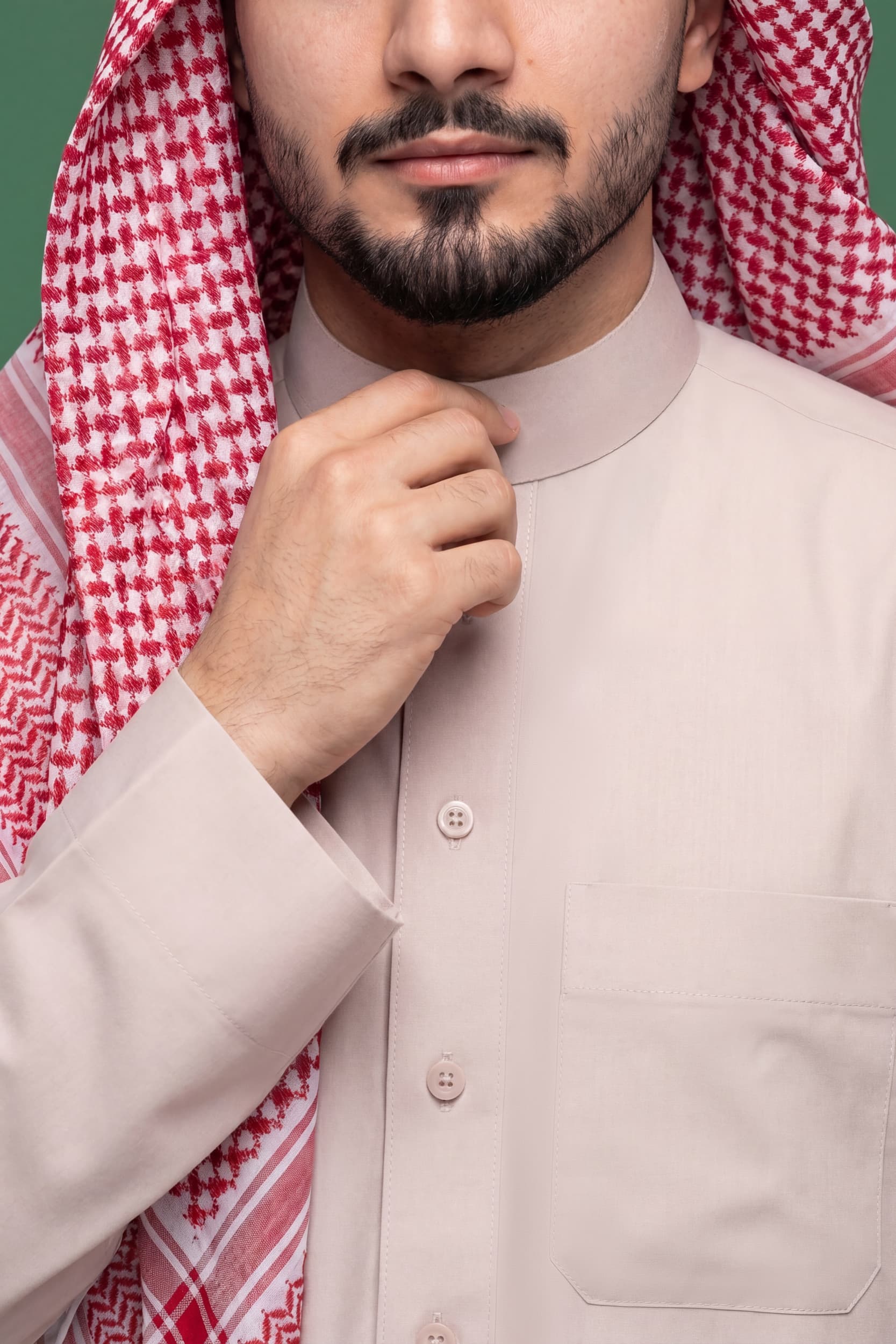 Pale pink Saudi Thobe