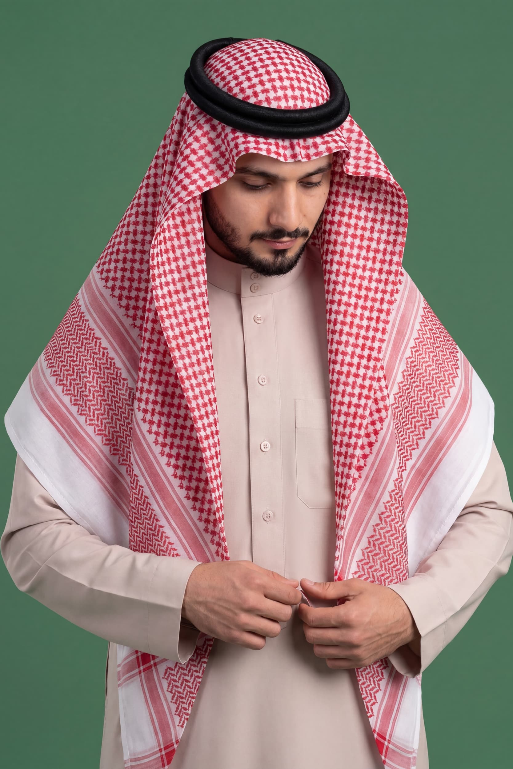 Pale pink Saudi Thobe