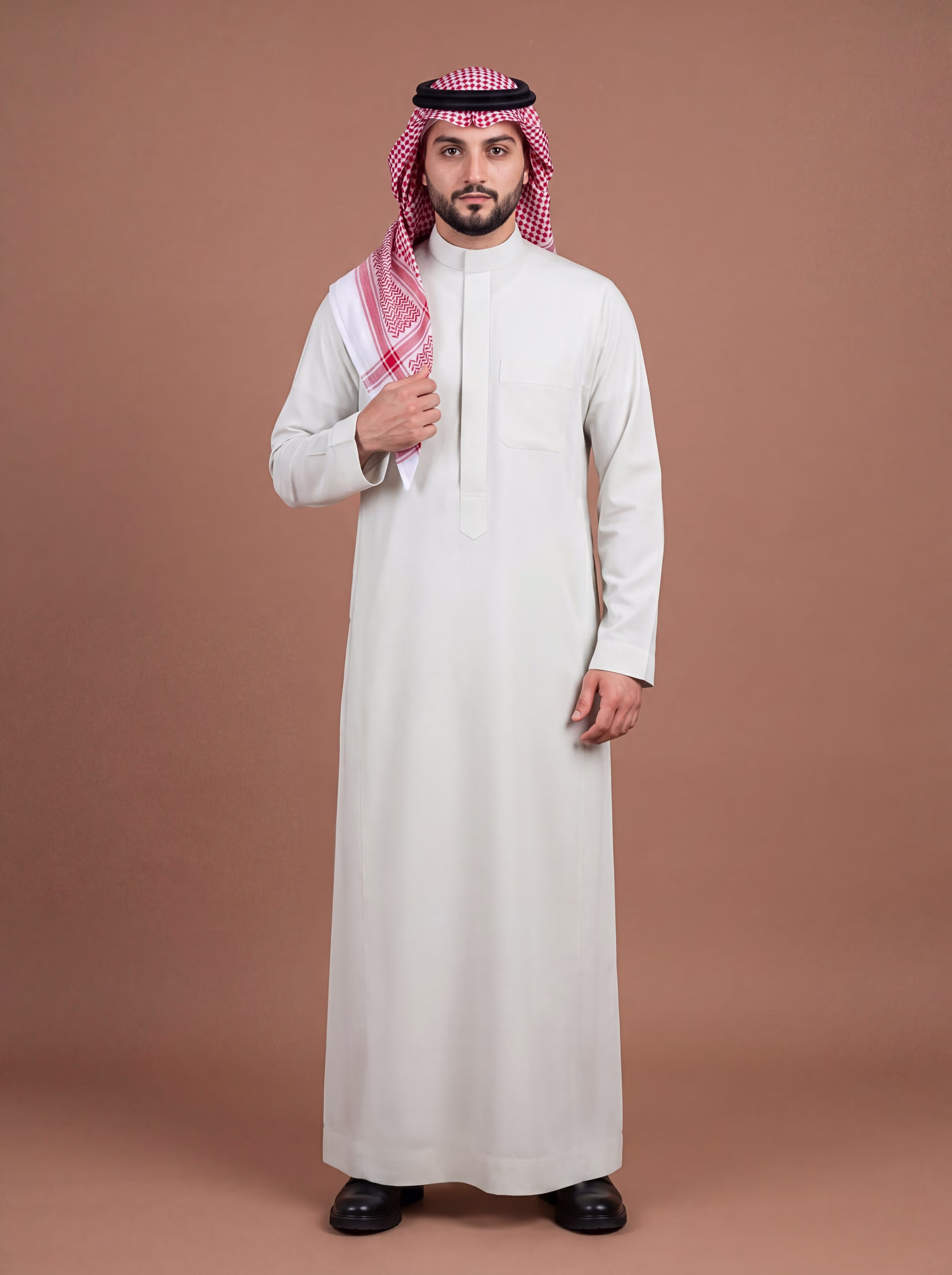 Soft White Saudi Thobe thumbnail 1