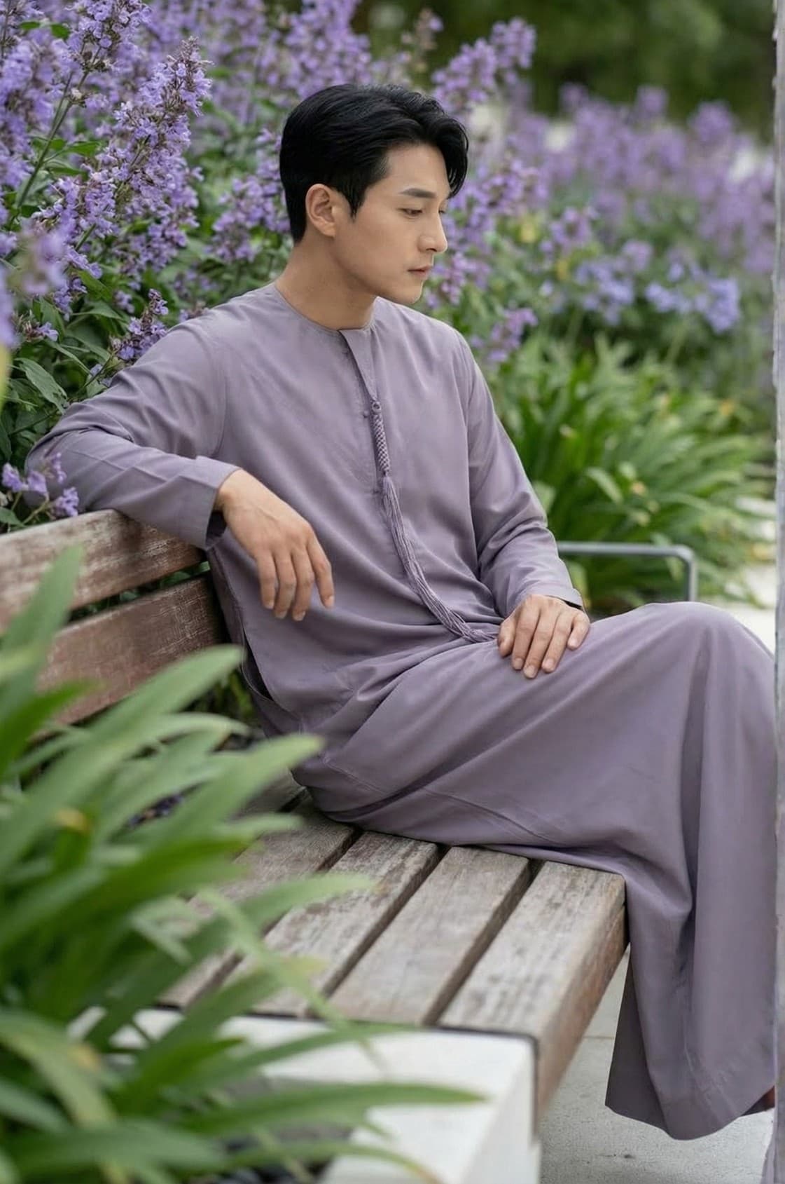 كندورة لافندر دخاني فاخرة | أزياء عربية فريدة للأجانب في الإمارات - 2